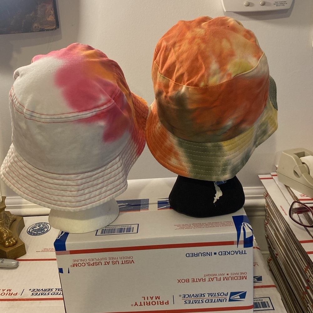 Pair of Steve Madden Hats one size good condition - Picture 4 of 6
